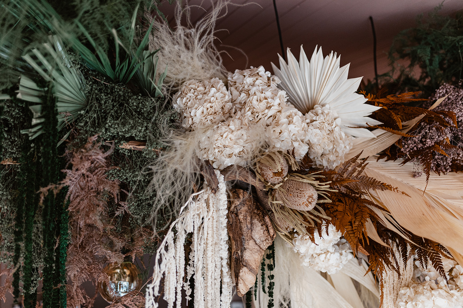 scénographie florale boutique Bloo Concept Store